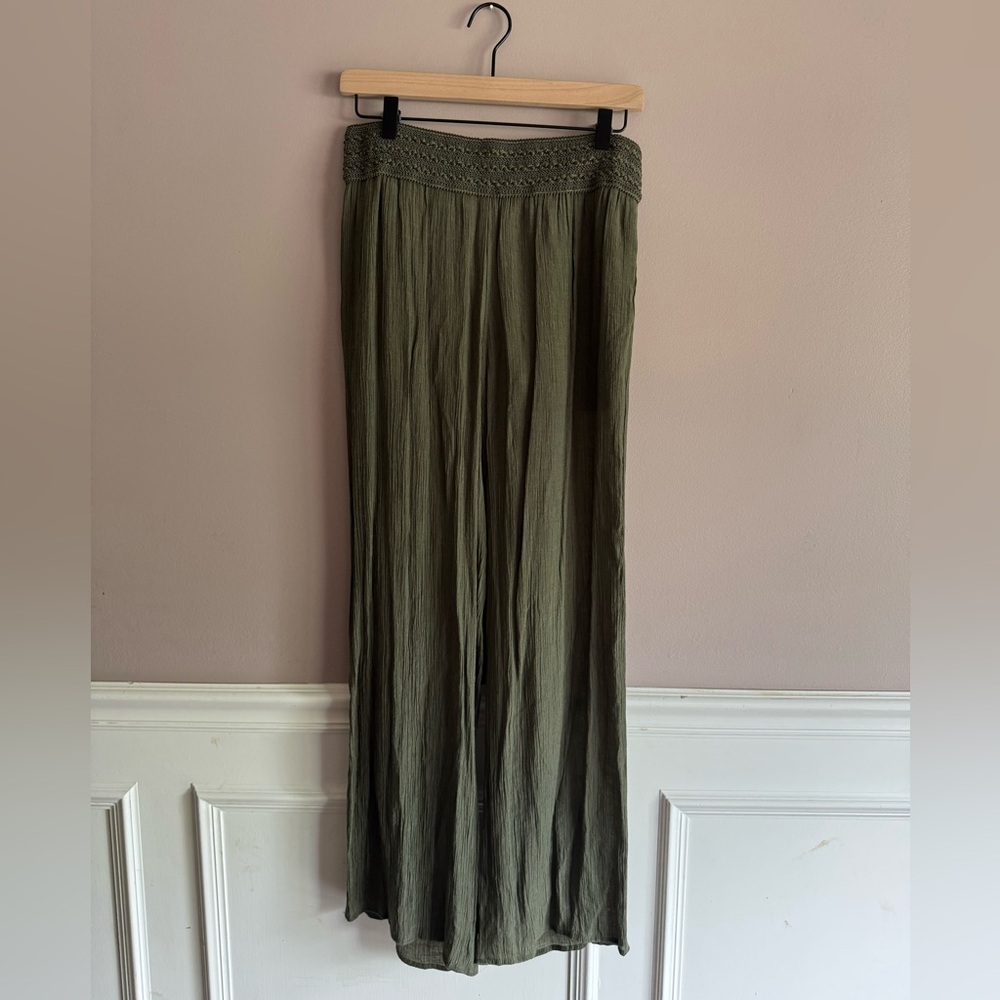 A. Byer Army Green Flowy Wide Leg Pants Stretch Crochet Boho Pants Womens Large